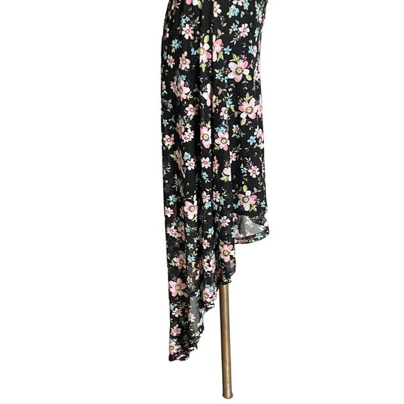Floral Spaghetti Strap Dress With Lace Back High-Low Hem & Zip Closure - Picture 3 of 10